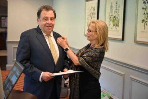 George Howe receives Paul Harris